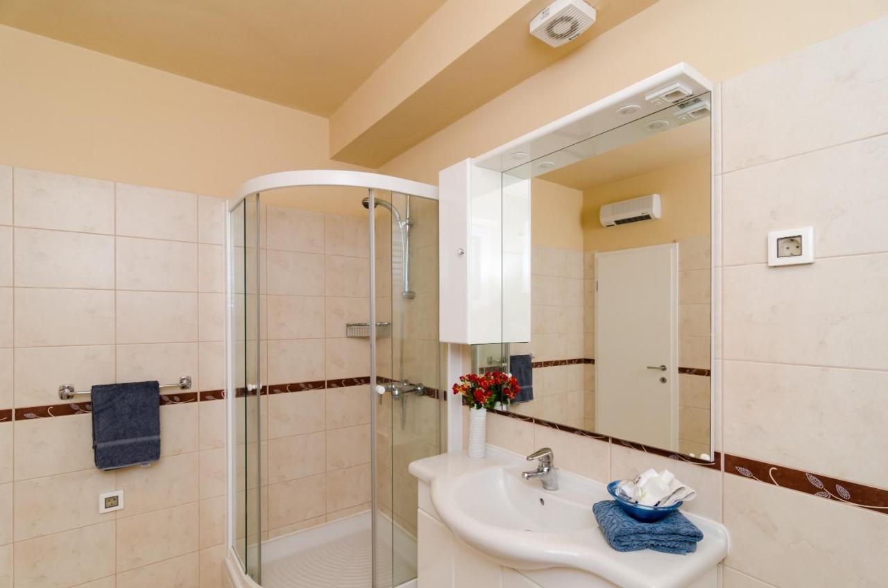 Apartments Bonavista Дубровник Екстериор снимка